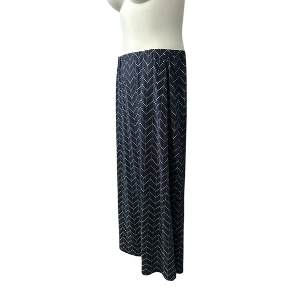Tommy Hilfiger, Navy Blue Polka Dot Chevron Skirt, Small - Picture 5 of 8
